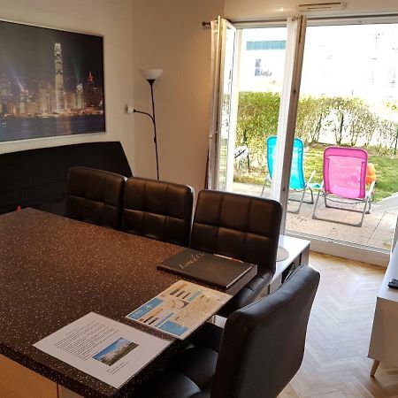 Appartement Avec Rez De Jardin A Disneyland Монтеврен Екстер'єр фото
