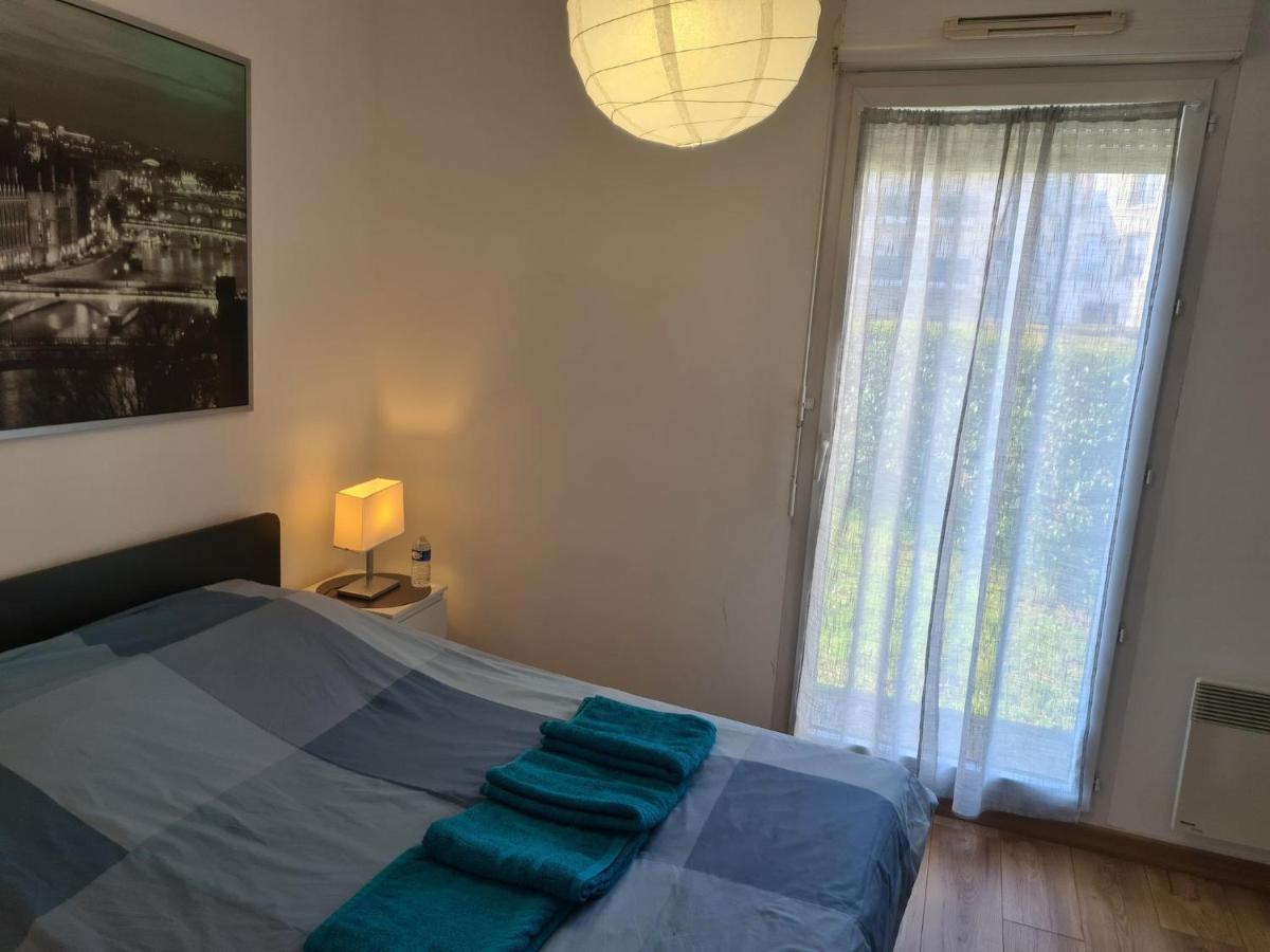 Appartement Avec Rez De Jardin A Disneyland Монтеврен Екстер'єр фото